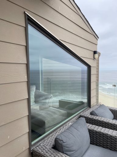 Geometrically-shaped picture window